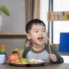 Bahaya Mengancam Anak Jika Menggunakan Jajan Sebagai Hadiah Makan