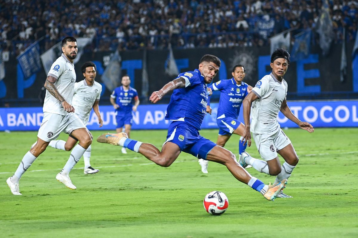 Igor Tolic Pastikan Persib Tanpa Mariano Peralta Hadapi Arema FC