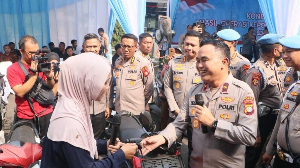 Polda Metro Jaya Kembalikan 67 Kendaraan Sitaan Hasil Kejahatan