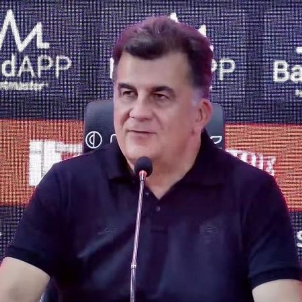 Presiden Vitoria Kecam Keputusan Wasit Usai Takluk dari Palmeiras
