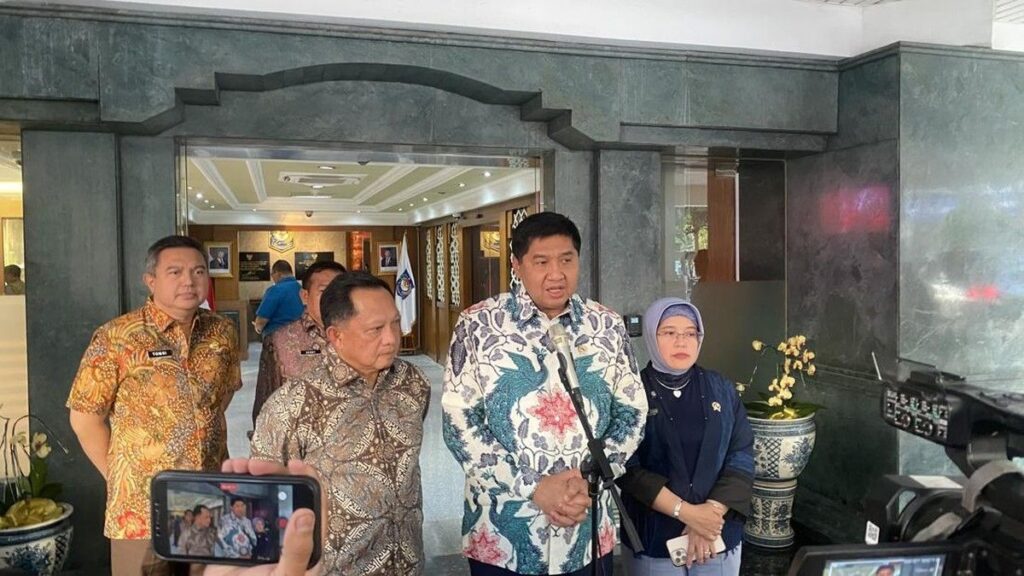 KemenPKP Masifkan Program Gentengnisasi Melalui Bedah Rumah