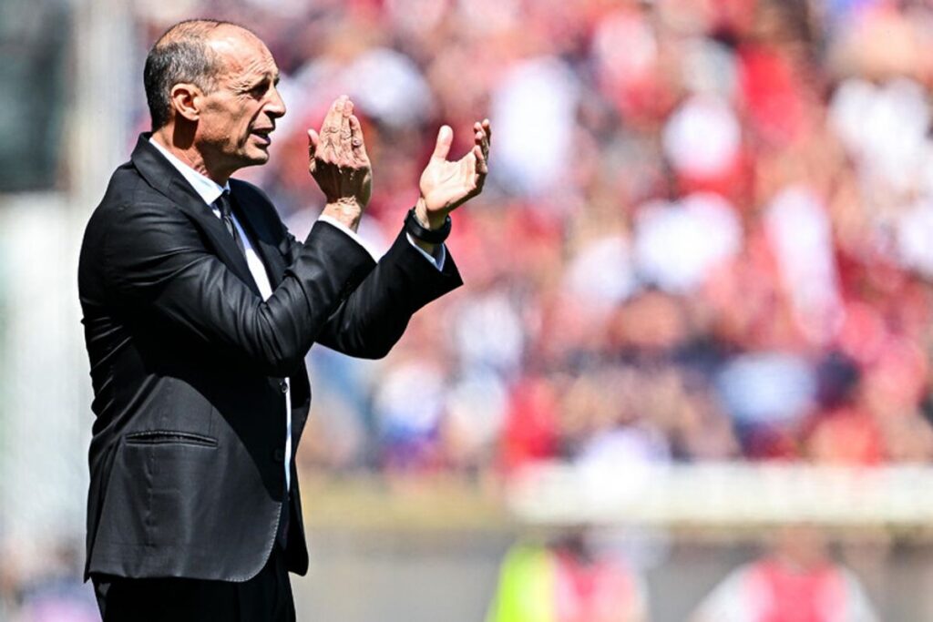 Aksi Gemilang Vergara Bawa Napoli Tekuk Carrarese 2-0 di Dimaro