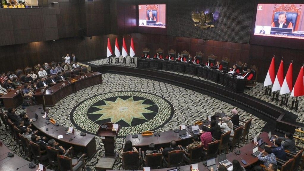 MK Pisahkan Anggaran Makan Bergizi Gratis dari Pendidikan