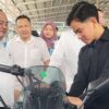 Wapres Gibran Uji Motor Listrik Tangkas X7 di Tangerang