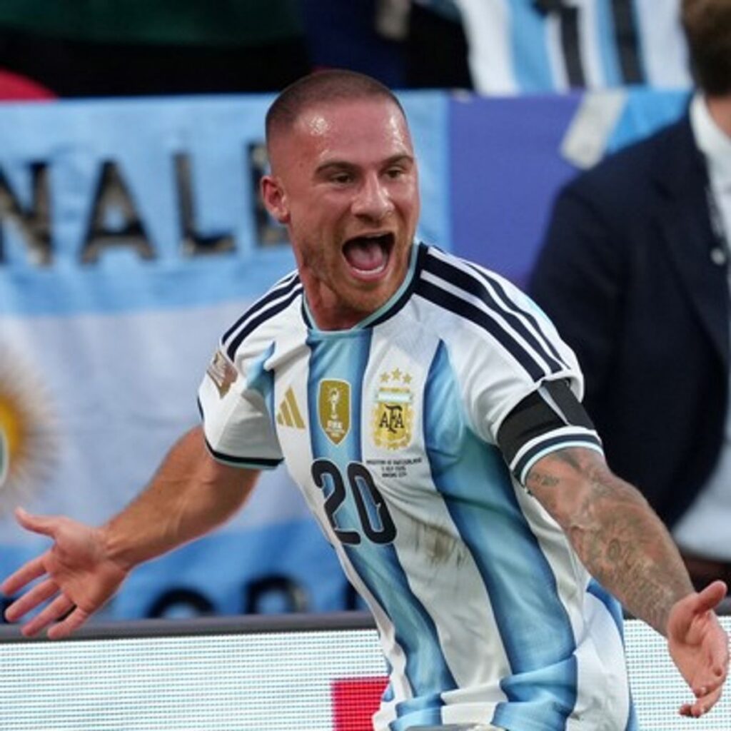 Alexis Mac Allister Cetak Gol Sundulan Saat Argentina Lawan Suiza