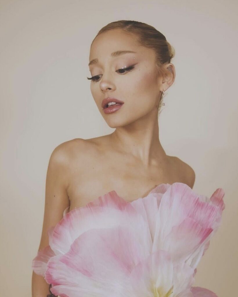 Ariana Grande Ubah Lirik Lagu Thank U Next di Depan Mantan