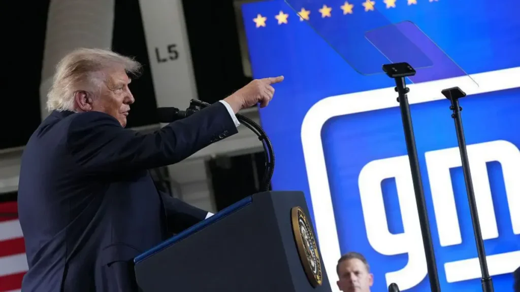 Donald Trump Pertahankan Kebijakan Tarif Impor di Michigan