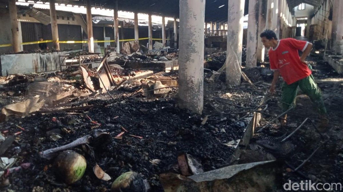 Kebakaran Pasar Bayat Klaten Timbulkan Kerugian hingga Rp3 Miliar