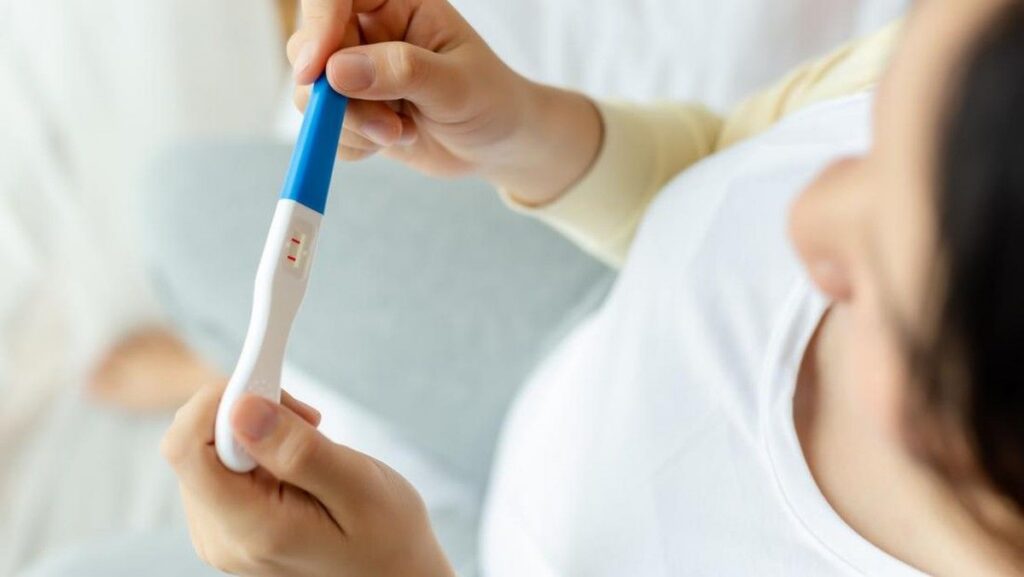 Penurunan Kesuburan Rahim Perempuan Usia 49 Tahun Bikin IVF Sulit