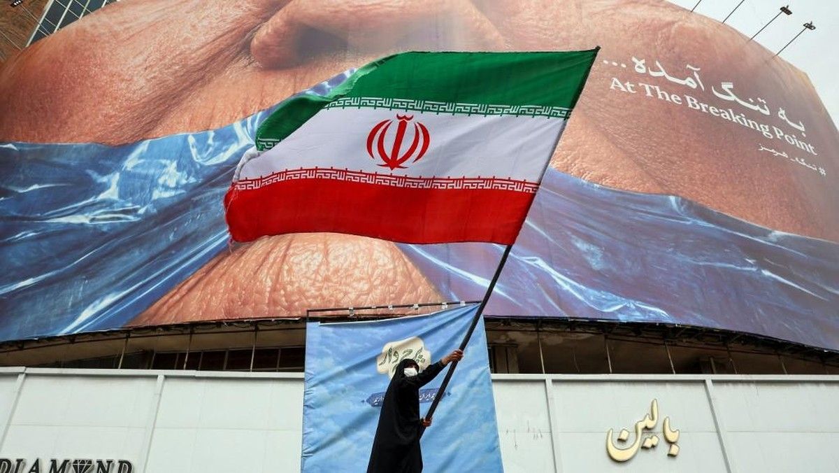 Iran Peringatkan Ukraina Pascaserangan Kapal Komersial Laut Kaspia