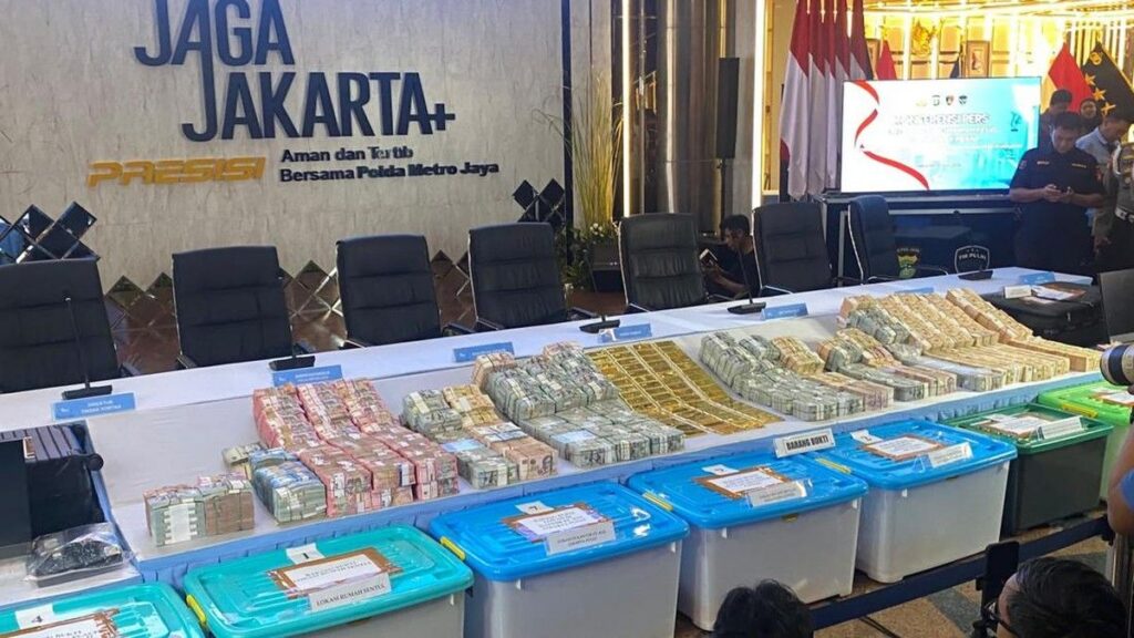 Polri Sita Emas dan Uang Ratusan Miliar Terkait Korupsi