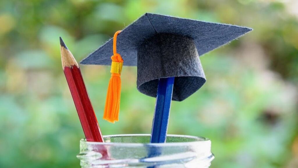 UISI Buka Pendaftaran Beasiswa Semen Indonesia Batch 3 Bebas Biaya Kuliah