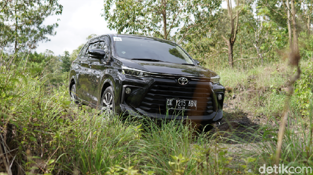 Toyota Avanza Catat Penjualan 2 Juta Unit Selama Dua Dekade