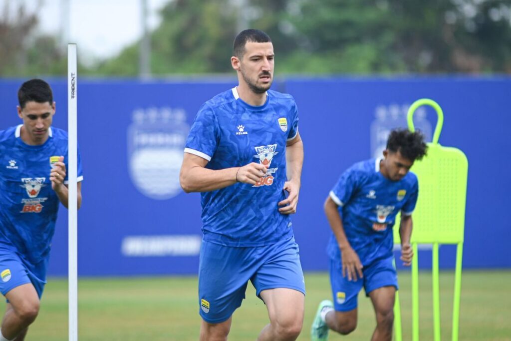 Persib Bandung Hadapi Arema FC Laga Pembuka Piala Presiden 2026
