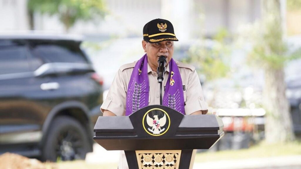 Bupati Kuansing Suhardiman Amby Menyerahkan Diri ke KPK