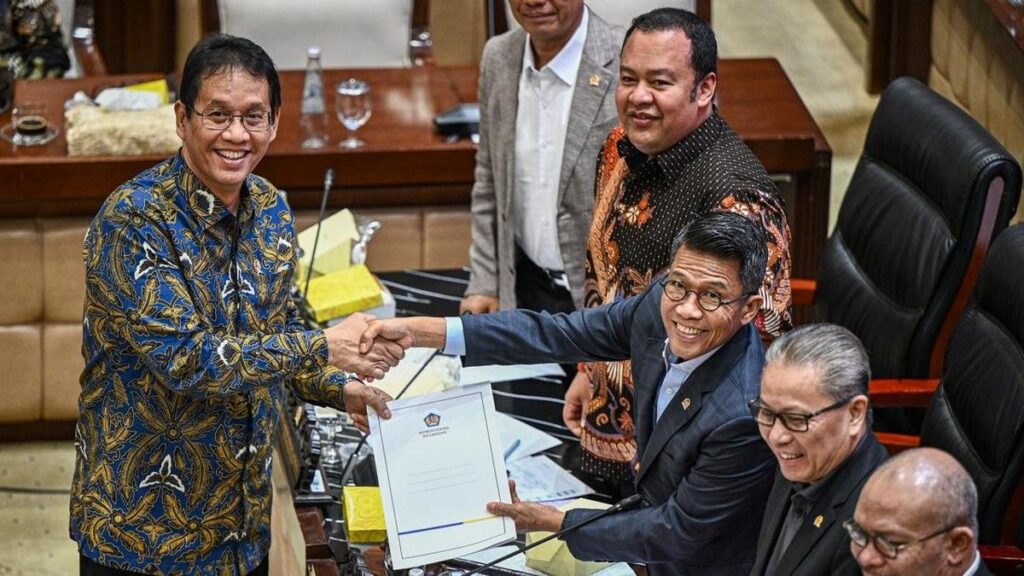 DPR Sahkan RUU Pusat Finansial Internasional Jadi Undang Undang