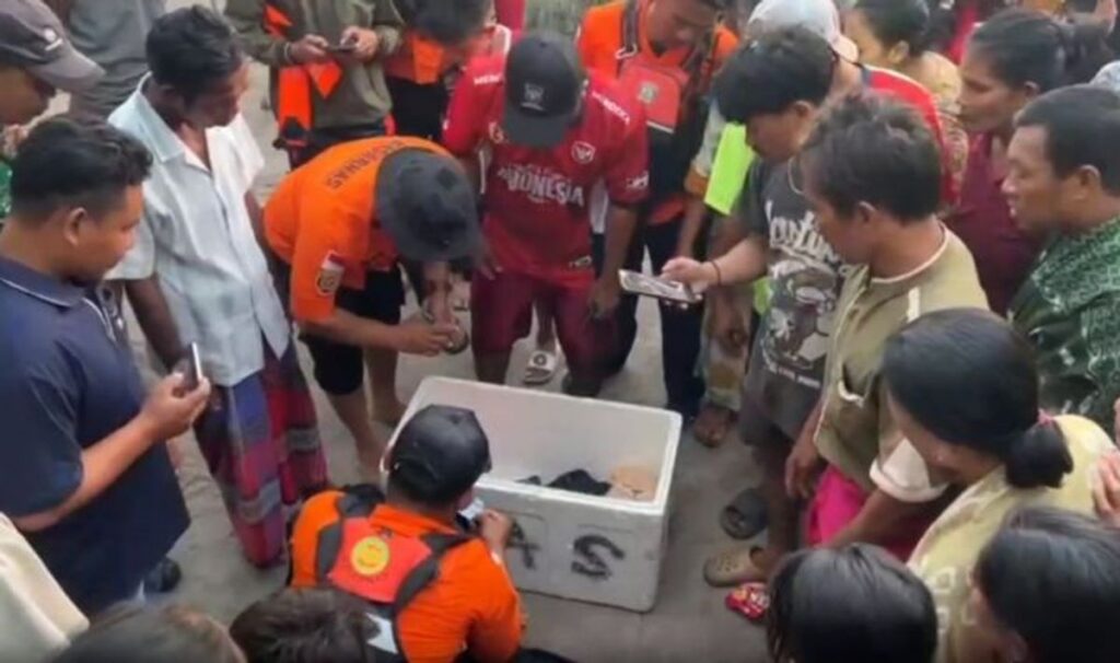 Tim SAR Temukan Jenazah Korban KM Nurul Salsa di Pangkep