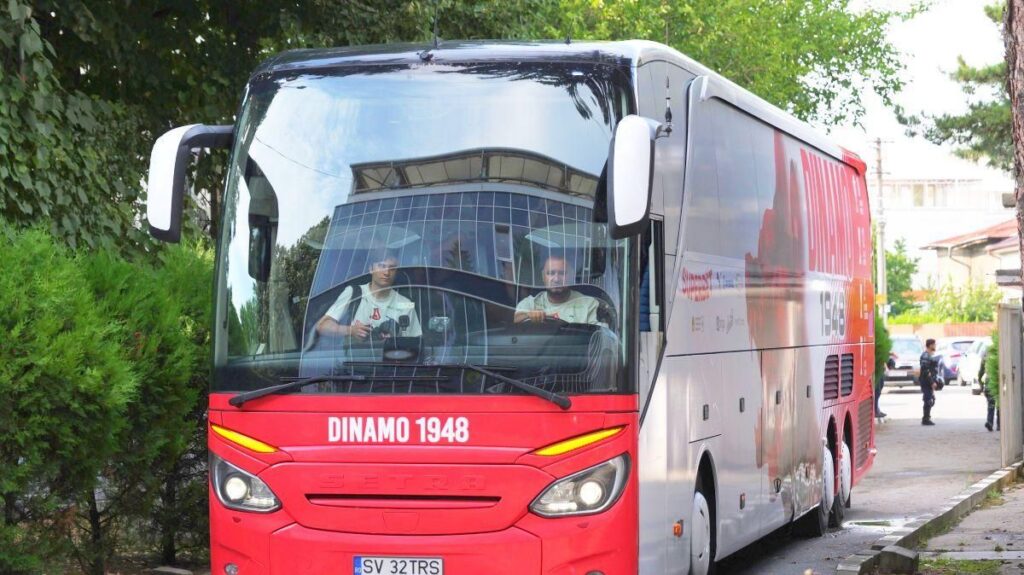 Dinamo Bucuresti Luncurkan Bus Baru dan Kehilangan Raul Oprut