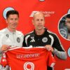 Debat Debut Robert Lewandowski Tertunda Akibat Kabut Asap di Chicago