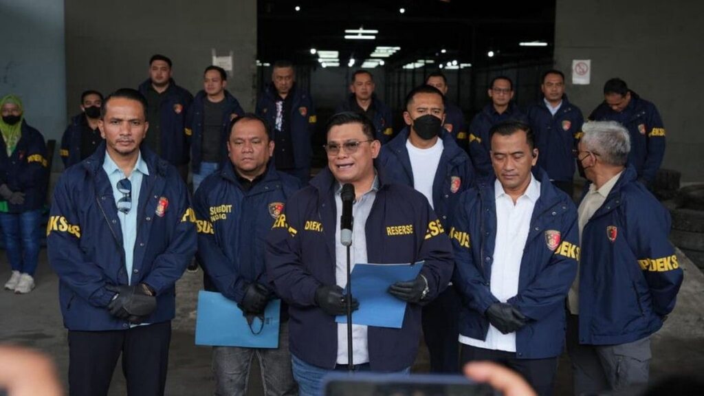 Bareskrim Polri Bongkar Perdagangan Ilegal Sianida 18,1 Ton dari China