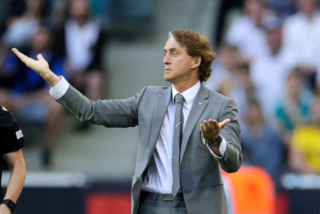 FIGC Tunjuk Roberto Mancini dan Claudio Ranieri Pimpin Timnas Italia