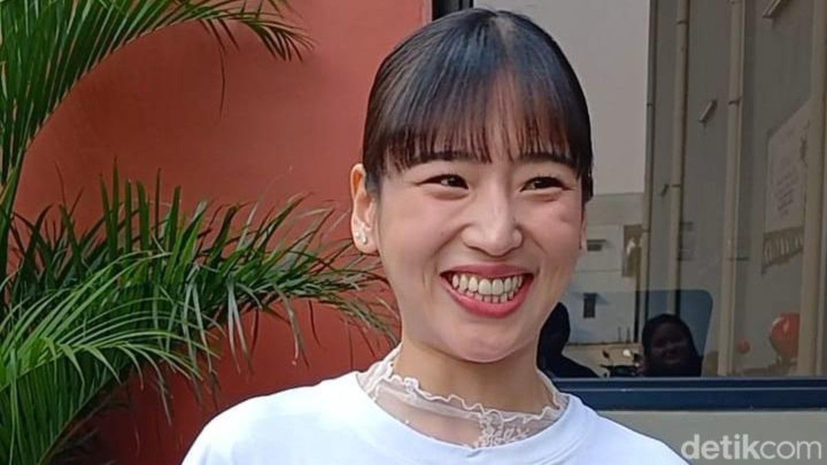 Haruka Nakagawa Jalani Operasi Tumor Ibu Jari Tangan Kiri