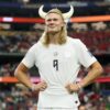 Erling Haaland Beli Buku Sejarah Viking Langka untuk Perpustakaan Bryne