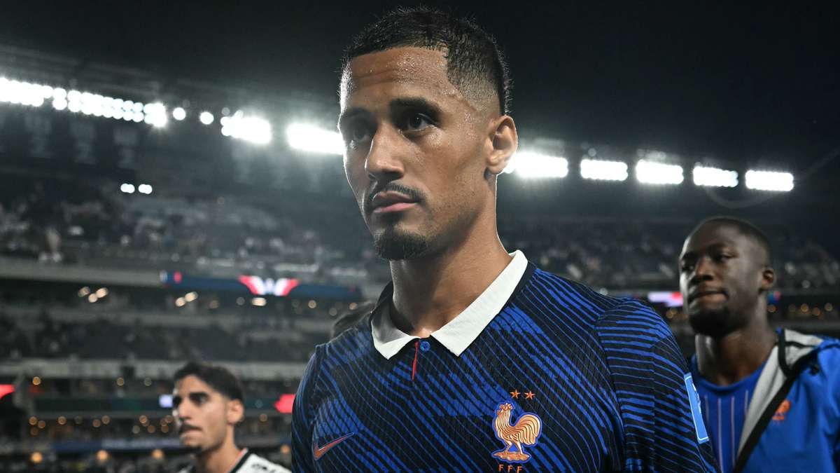 Didier Deschamps Pastikan Cedera Punggung William Saliba Tidak Mengkhawatirkan