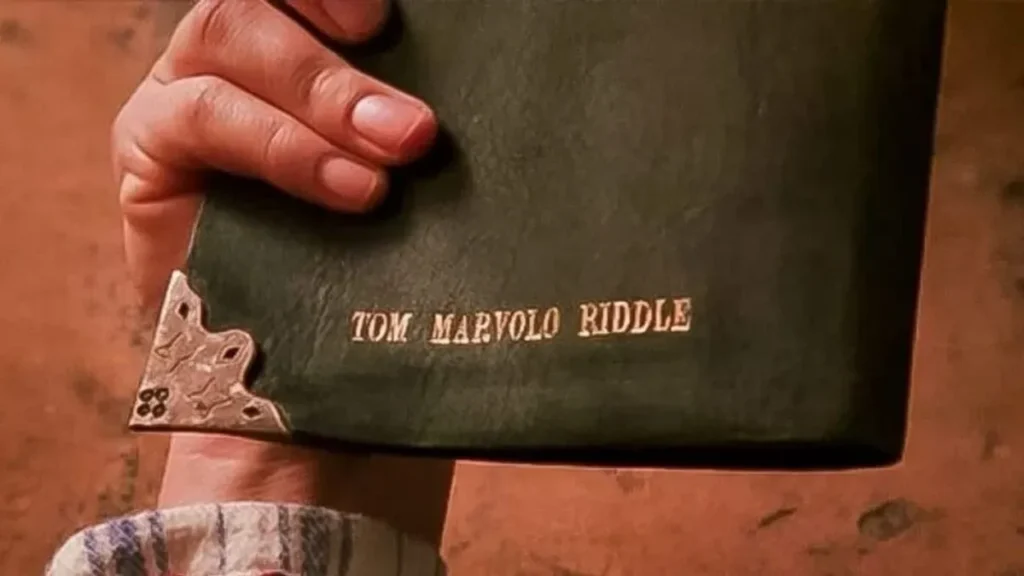 Developer Asal Kanada Hidupkan Buku Harian Voldemort Lewat AI
