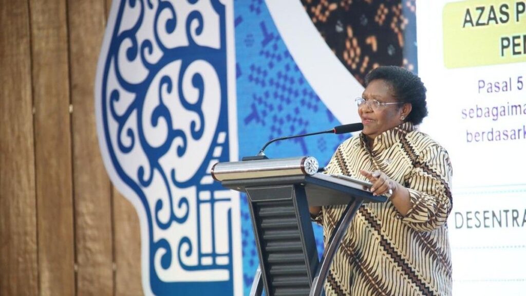 Wamendagri Ribka Haluk Minta Pemda Prioritaskan Pelayanan Pendidikan Dasar