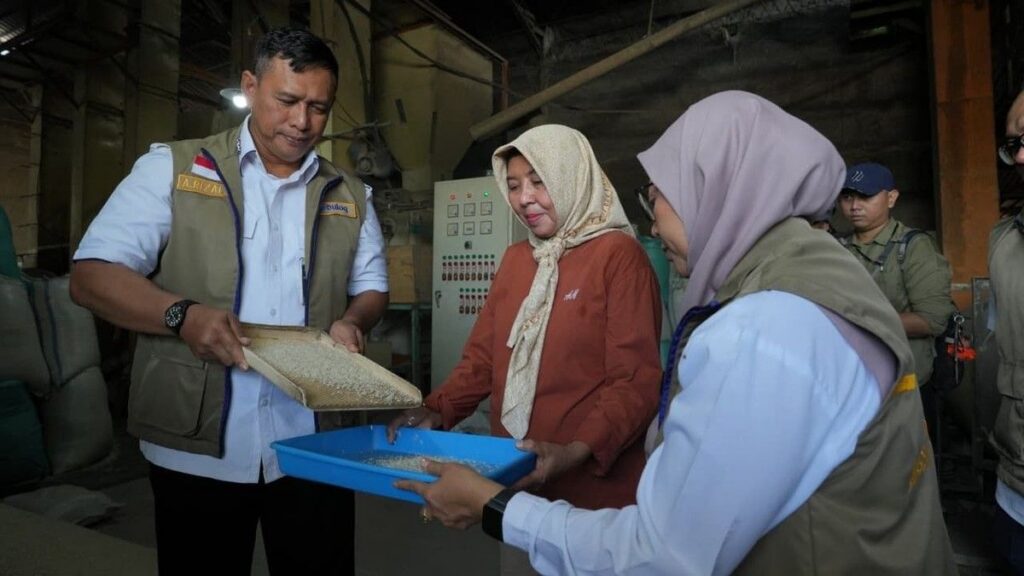 BULOG Pantau Penggilingan Rakyat Perkuat Stok Beras Nasional