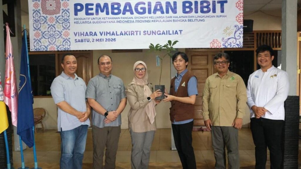 Melati Salurkan 5.000 Bibit Tanaman di Sungailiat
