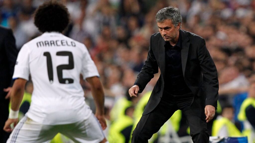 Jose Mourinho Sepakat Latih Real Madrid dan Pertahankan Antonio Bentos