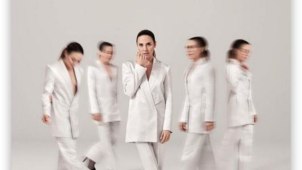 Mel C Menikahi Model Chris Dingwall di Australia