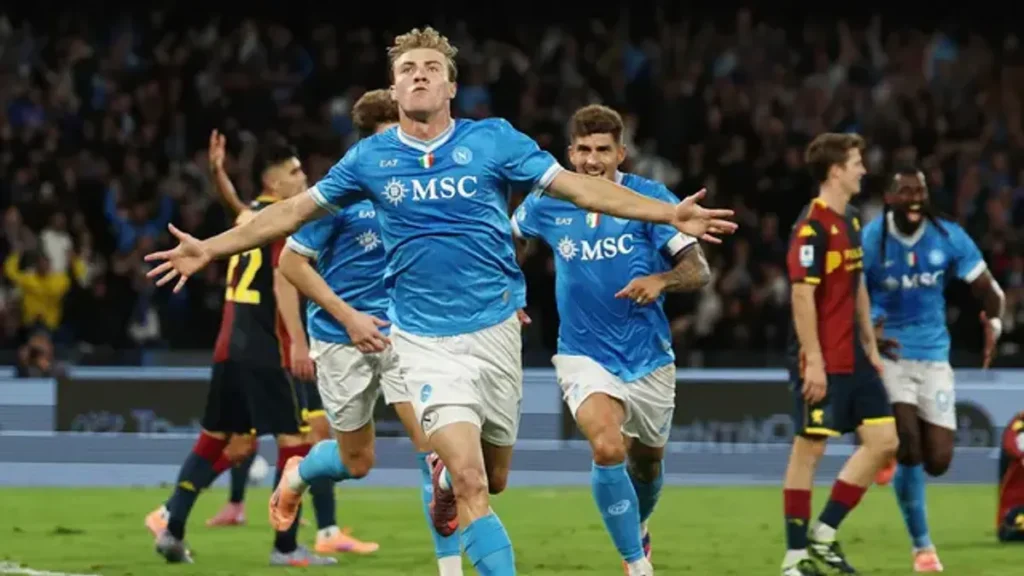 Napoli Permanenkan Rasmus Hojlund dari Manchester United