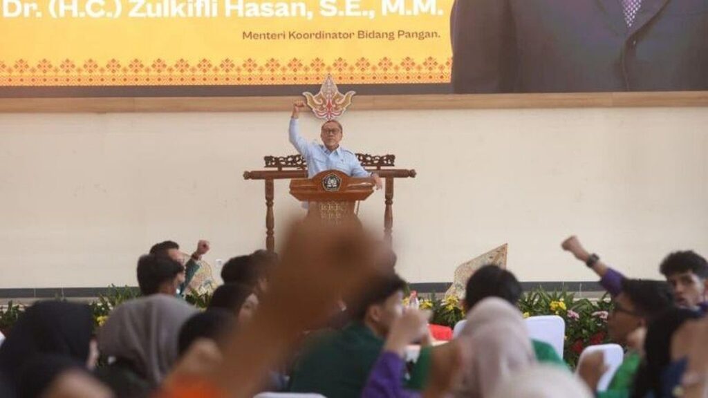 Menko Pangan Zulhas Ajak Mahasiswa BEM SI Kawal Kebijakan Pemerintah
