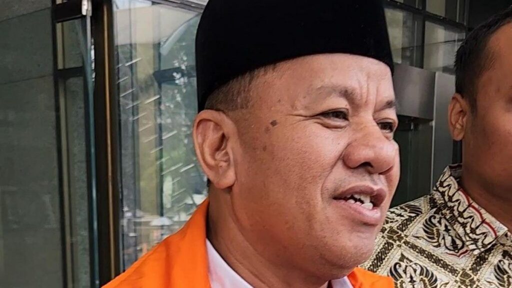 Bupati Kuansing Klaim Tak Tahu Isi Amplop untuk Menhut Raja Juli Antoni