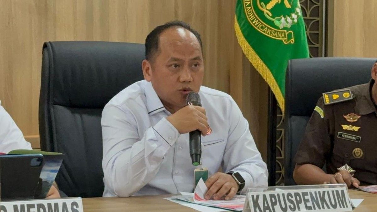 Tim Sembilan Periksa Tiga Saksi Perkara TPPU Febrie Adriansyah