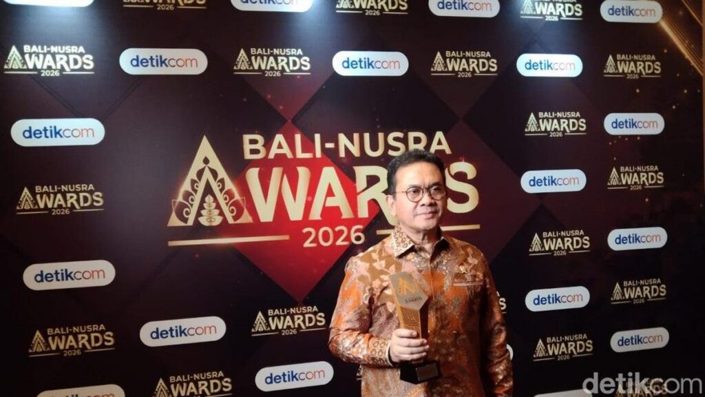 Mendag Budi Santoso Raih Penghargaan DetikBali-Nusra Award 2026