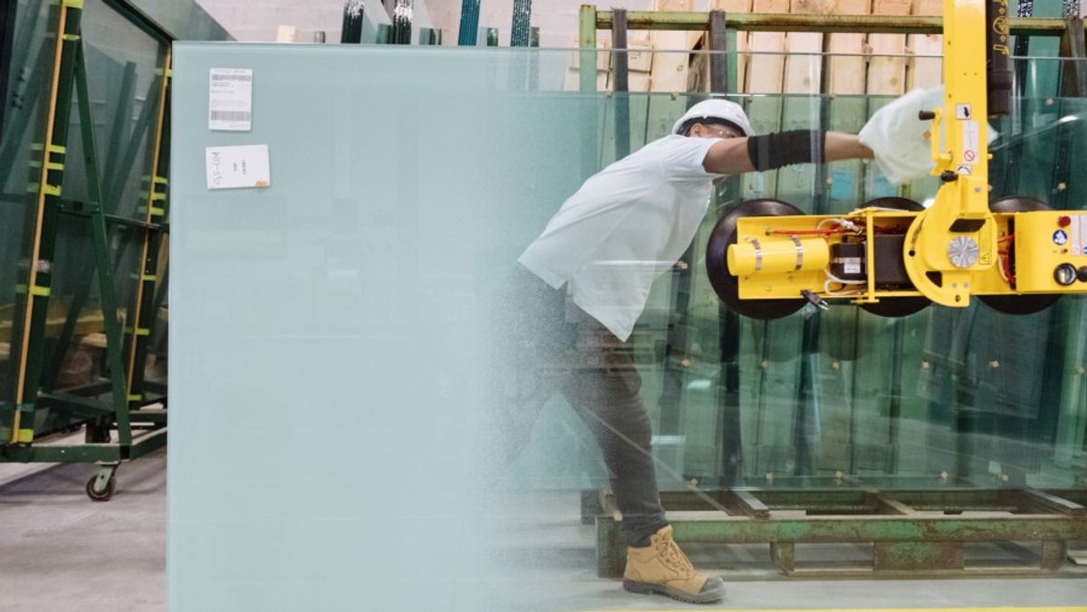 Menteri ESDM Pangkas Harga LNG Industri Menjadi 13 Dolar