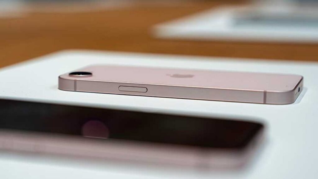 Apple Negosiasi Beli Chip Memori dari Dua Produsen Semikonduktor China