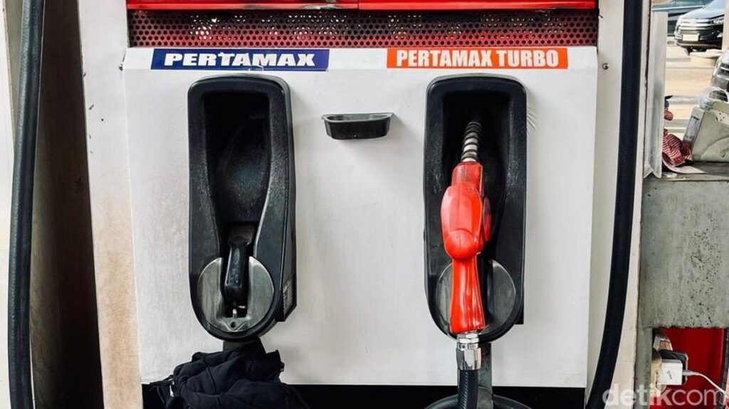 Pertamina Patra Niaga Menurunkan Harga Tiga Jenis BBM Nonsubsidi