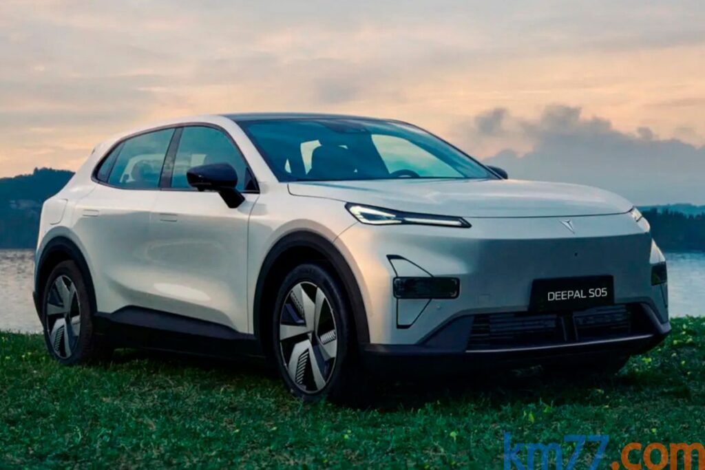 Changan Kenalkan Deepal S05 di Indonesia dengan Dua Pilihan Teknologi