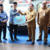 Mendagri Terima Bantuan Lima Ambulans Korpri untuk Korban Bencana