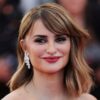 Penelope Cruz Perkenalkan Tren Rambut Weekend Bob untuk Musim Panas