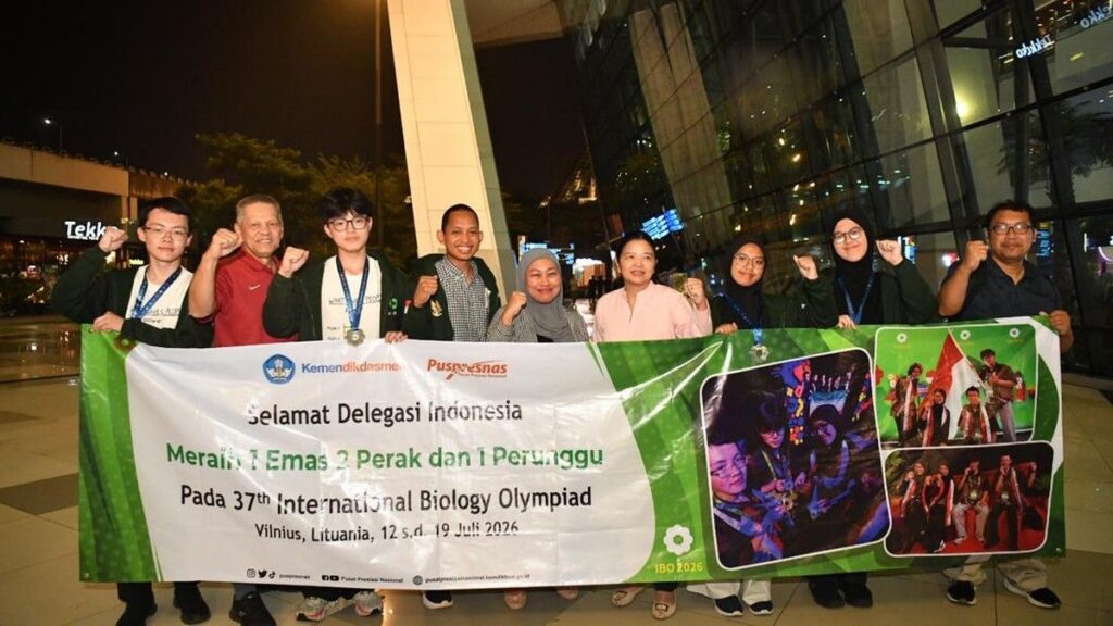 Siswa Indonesia Raih Empat Medali Olimpiade Biologi Internasional 2026