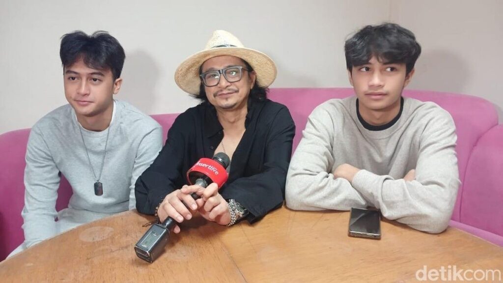 Andy /rif Bebaskan Anak Pilih Karier dan Beri Dukungan Penuh