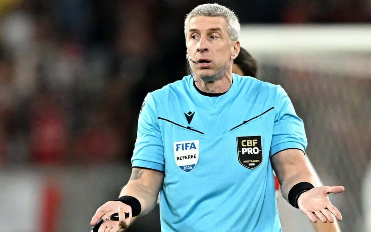 Hasil Imbang Flamengo x Sao Paulo Diwarnai Keputusan Kontroversial Wasit