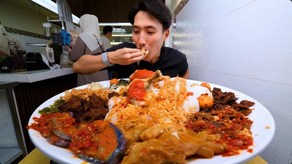 Zermatt Neo Tuntas Santap 9 Kg Nasi Padang di Singapura