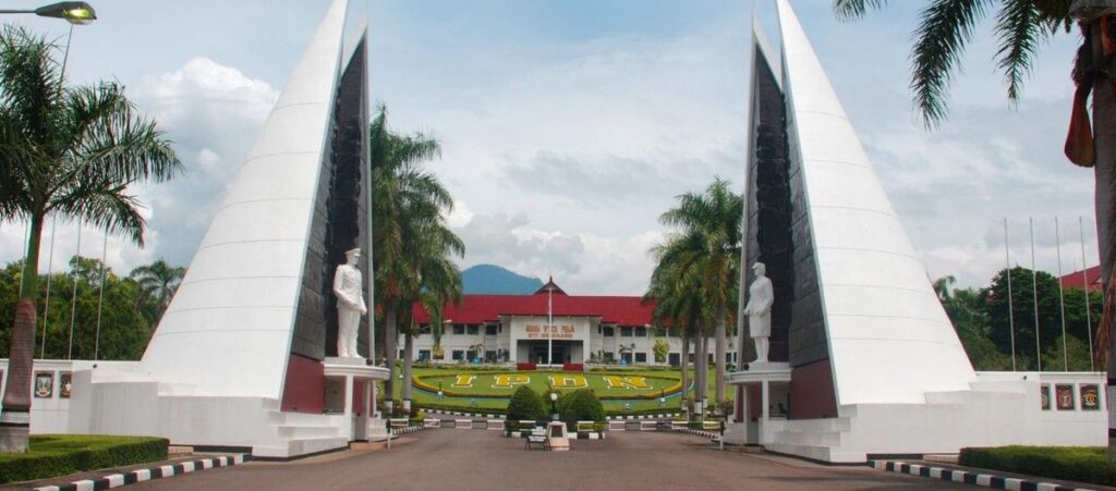 6 Sekolah Kedinasan Paling Favorit dan Syarat Pendaftarannya